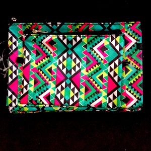 10 makeup pouches